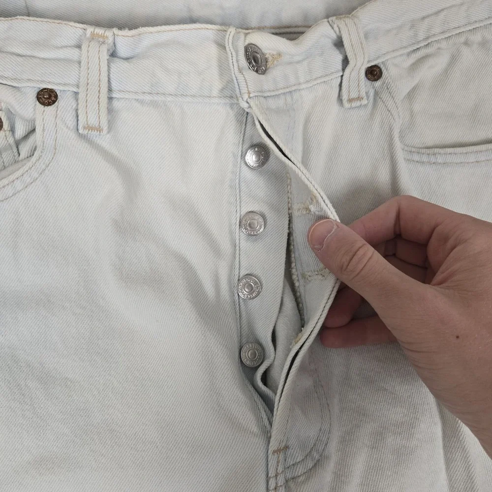 Vintage Levis 501 Jeans Mens 35x32 (Fit 32x30) White Straight Button Fly USA 80s
